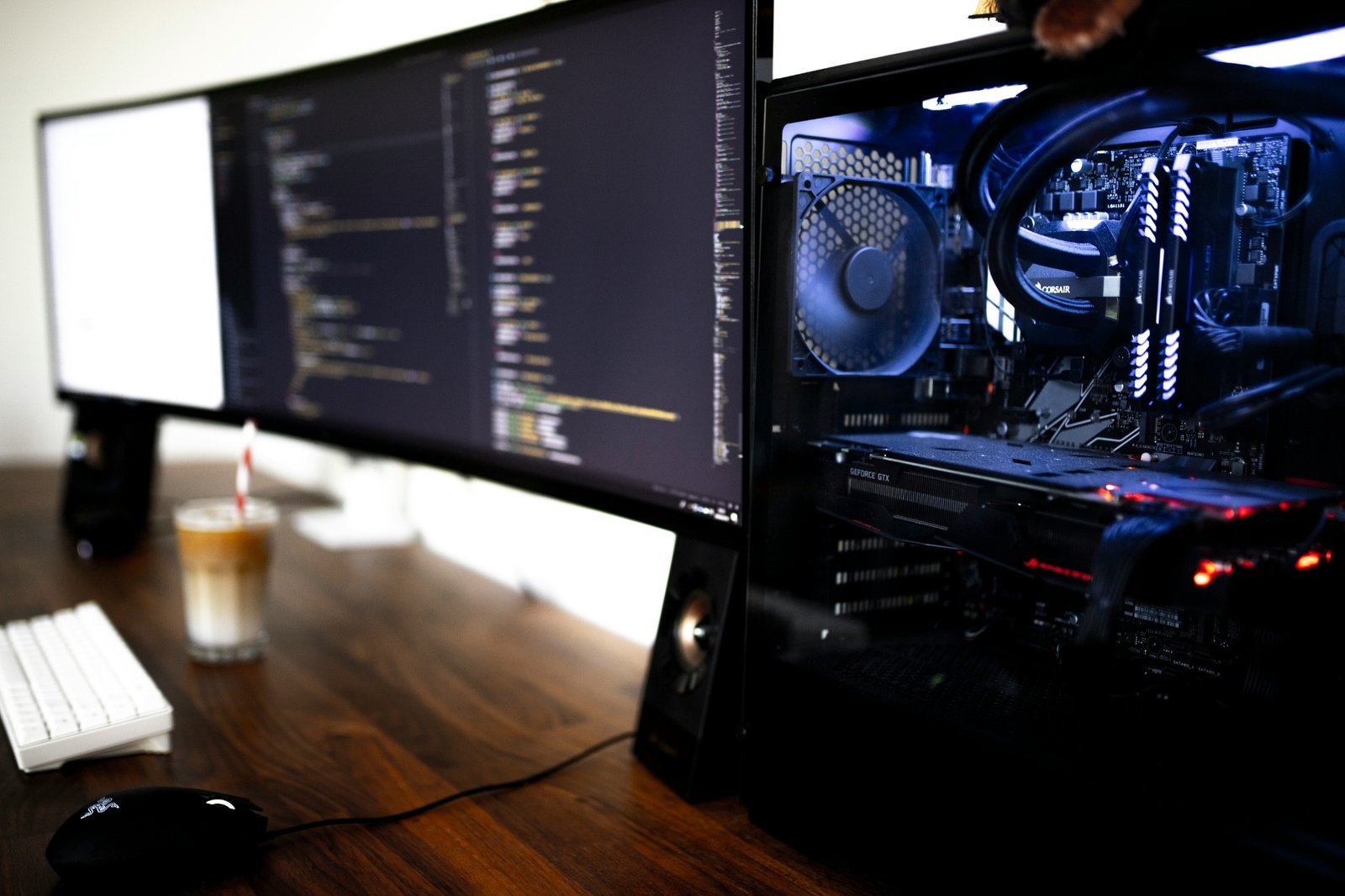Nova business IT workstation and technical support environment